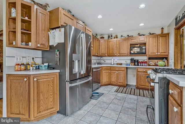200 M F BOWEN RD, Huntingtown, MD 20639