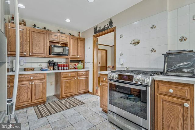 200 M F BOWEN RD, Huntingtown, MD 20639