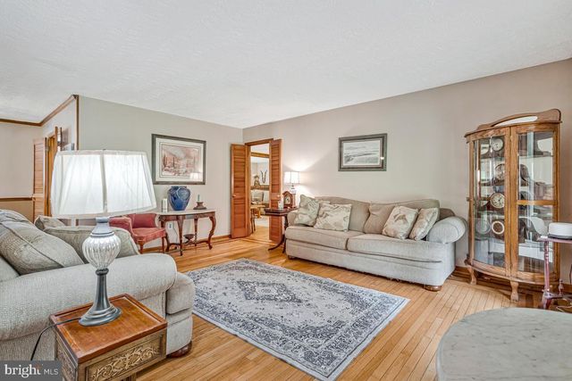 200 M F BOWEN RD, Huntingtown, MD 20639
