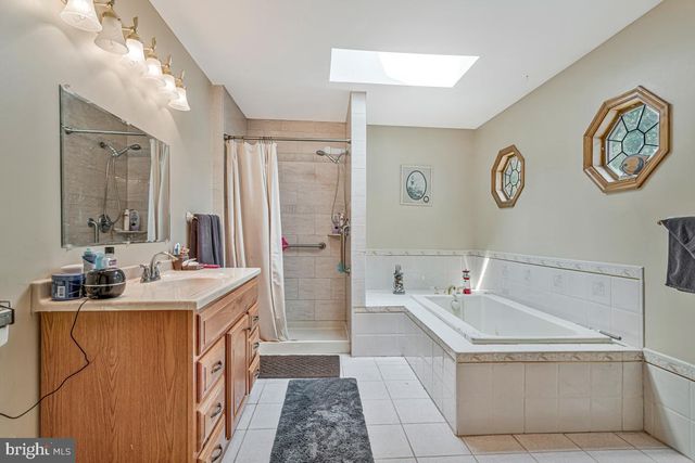 200 M F BOWEN RD, Huntingtown, MD 20639