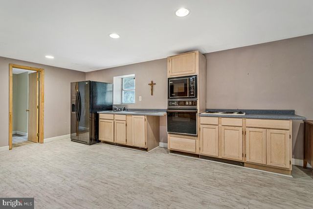 200 M F BOWEN RD, Huntingtown, MD 20639