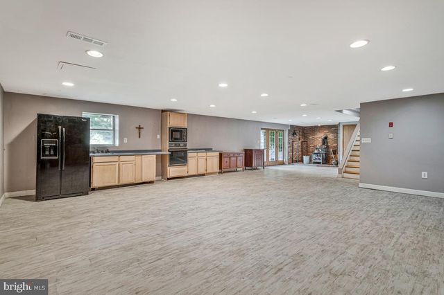 200 M F BOWEN RD, Huntingtown, MD 20639