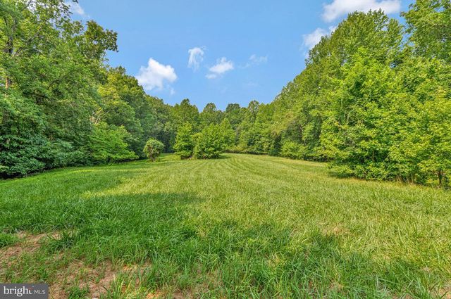 200 M F BOWEN RD, Huntingtown, MD 20639