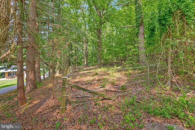 200 M F BOWEN RD, Huntingtown, MD 20639