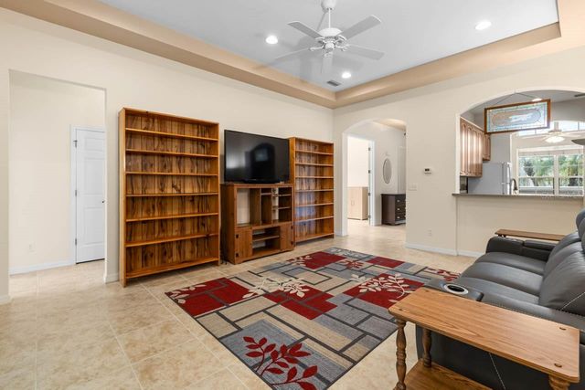 1007 CHELSEA GREENS COURT 36, Sun City Center, FL 33573