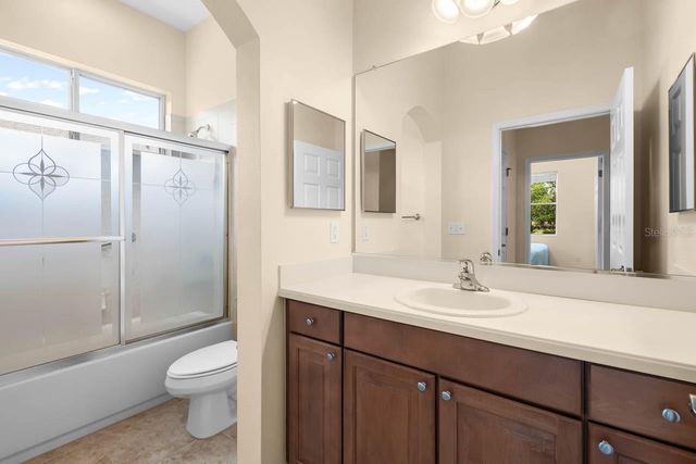 1007 CHELSEA GREENS COURT 36, Sun City Center, FL 33573