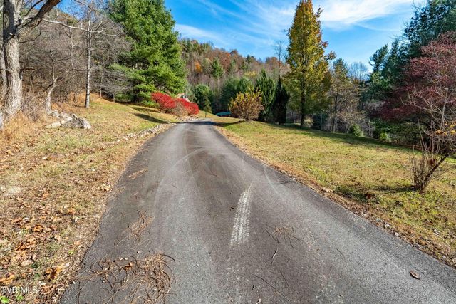 5191 Highway 421, Mountain City, TN 37683