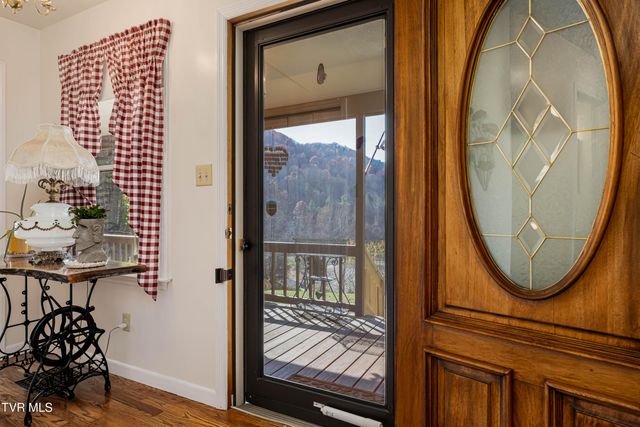 5191 Highway 421, Mountain City, TN 37683