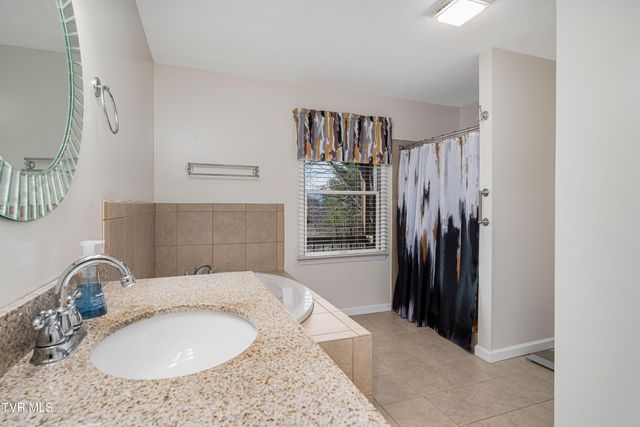 5191 Highway 421, Mountain City, TN 37683