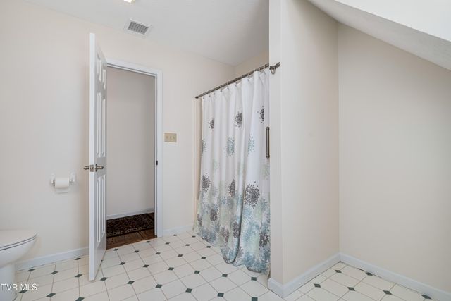 5191 Highway 421, Mountain City, TN 37683