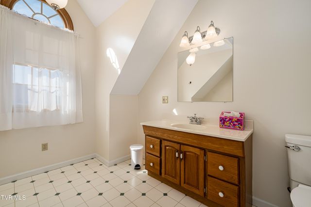 5191 Highway 421, Mountain City, TN 37683