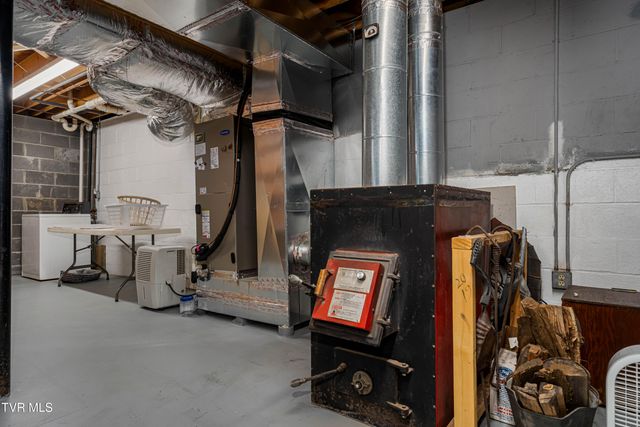 5191 Highway 421, Mountain City, TN 37683