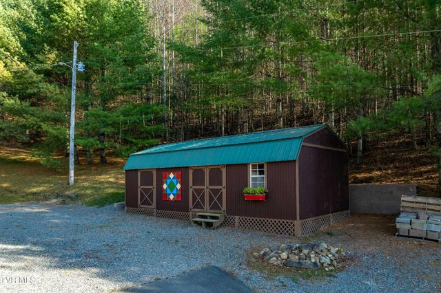 5191 Highway 421, Mountain City, TN 37683