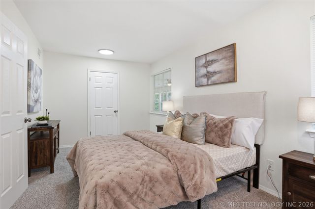 1605 S 125th East Avenue, Tulsa, OK 74128