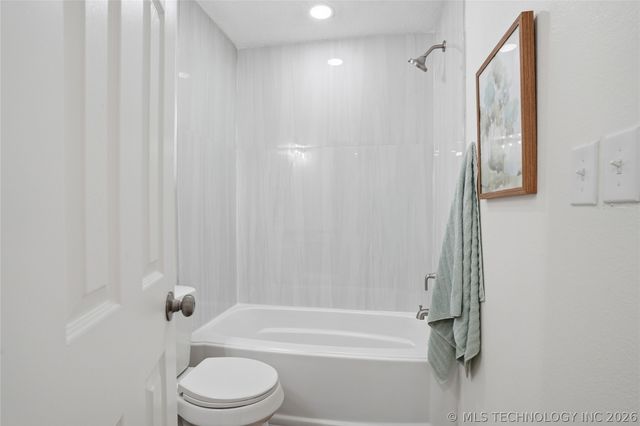 1605 S 125th East Avenue, Tulsa, OK 74128