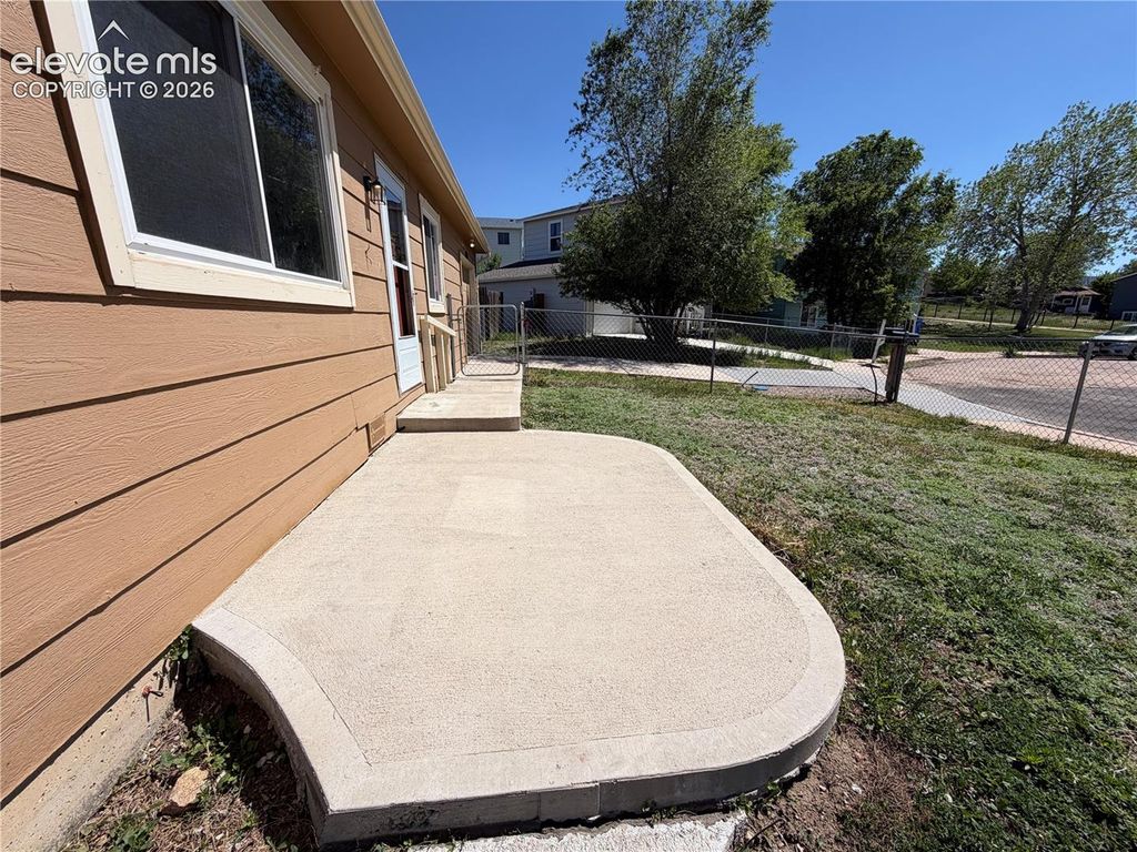 1985 Tanager Way, Colorado Springs, CO 80906 — photo 4