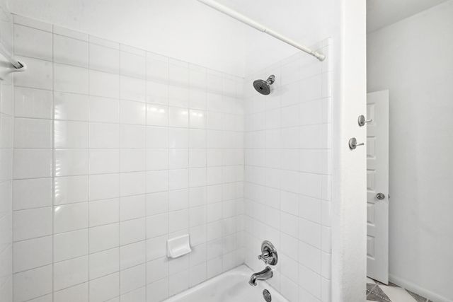 2821 Saville LOOP 21C, Austin, TX 78741