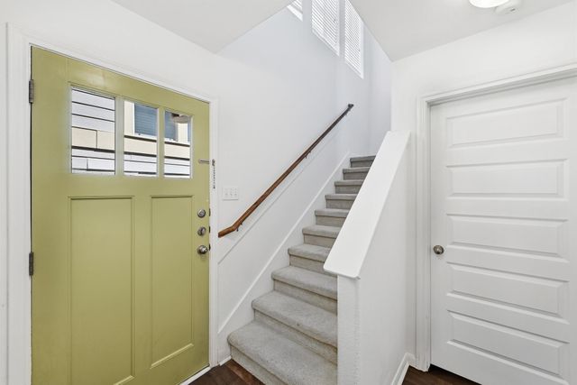 2821 Saville LOOP 21C, Austin, TX 78741