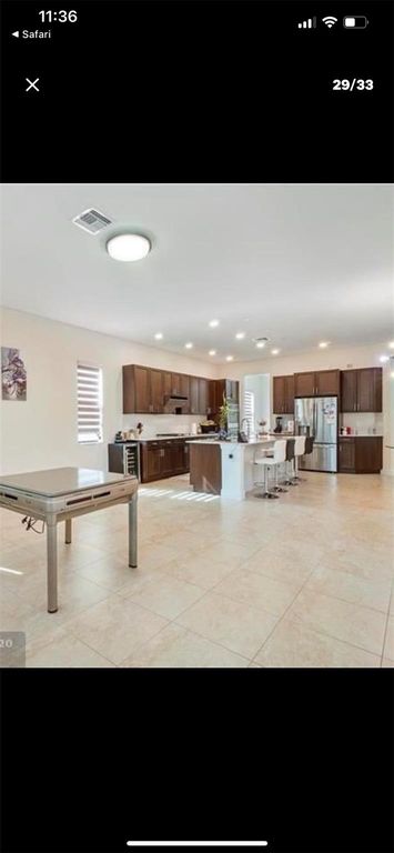 11795 Waterway Cir, Parkland, FL 33076