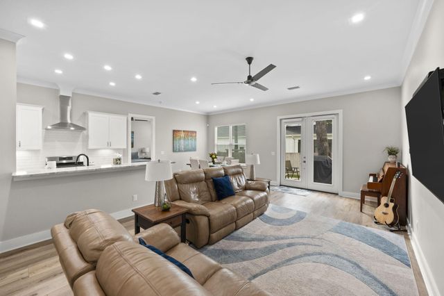 305 Sweet Basil Lane, Niceville, FL 32578