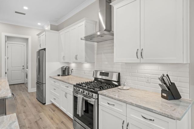 305 Sweet Basil Lane, Niceville, FL 32578