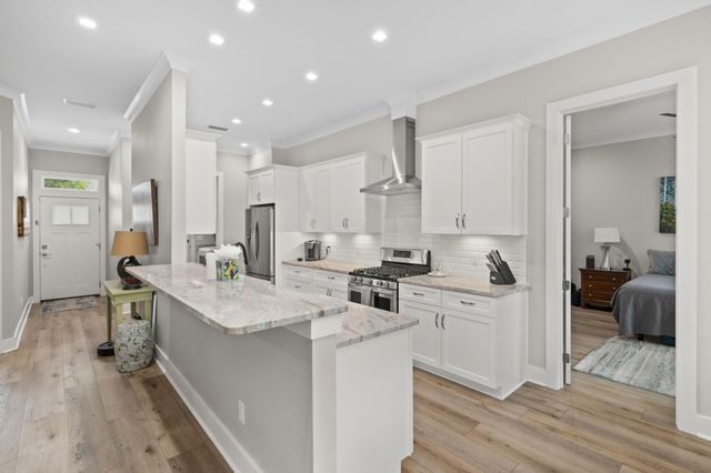 305 Sweet Basil Lane, Niceville, FL 32578