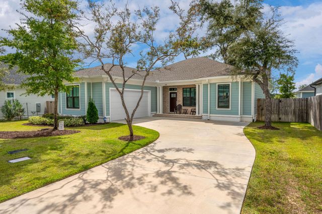 305 Sweet Basil Lane, Niceville, FL 32578