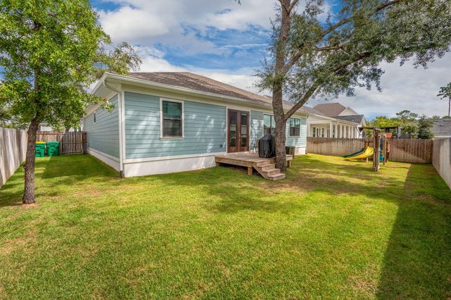 305 Sweet Basil Lane, Niceville, FL 32578