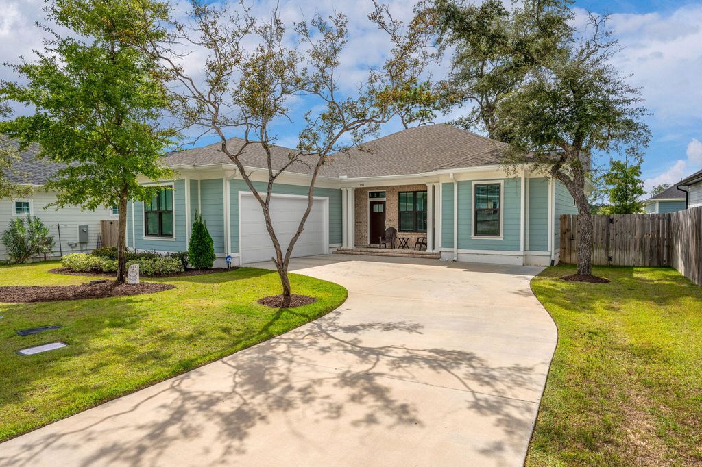 305 Sweet Basil Lane, Niceville, FL 32578