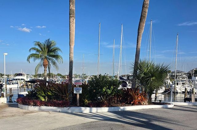 4300 SE Saint Lucie Boulevard 70, Stuart, FL 34997