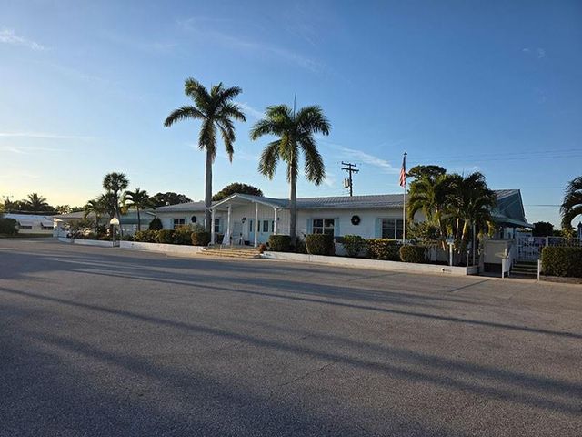 4300 SE Saint Lucie Boulevard 70, Stuart, FL 34997