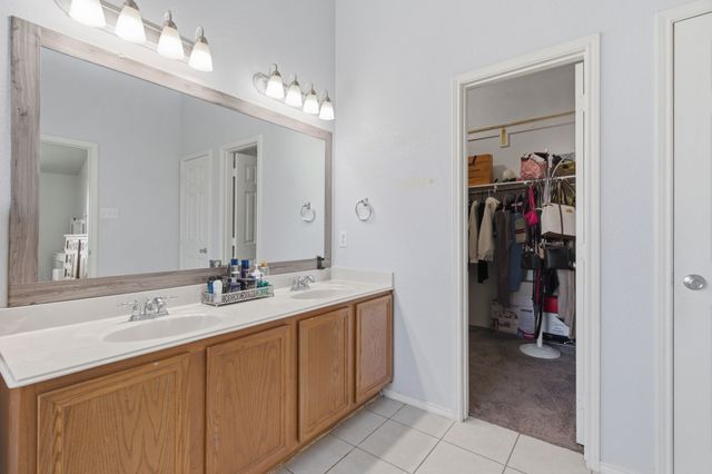 9469 Fox Hill, Fort Worth, TX 76131