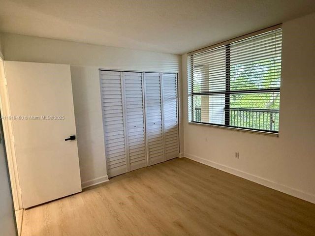 100 NW 76th Ave 404-2, Plantation, FL 33324