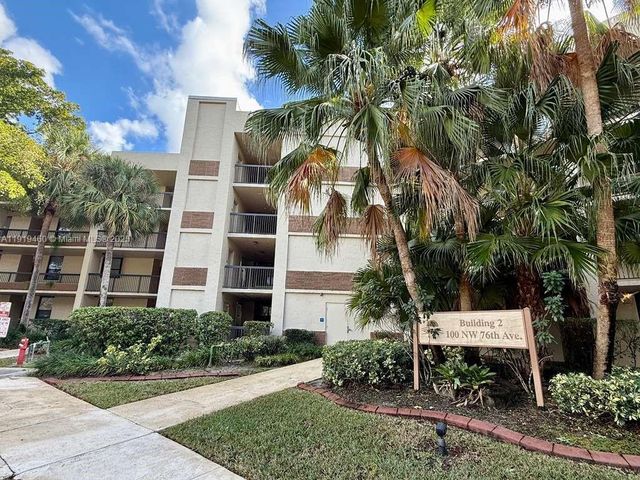 100 NW 76th Ave 404-2, Plantation, FL 33324