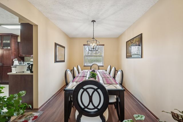 6841 Riverside Glen Court, Dublin, OH 43017