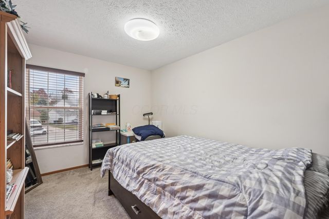 6841 Riverside Glen Court, Dublin, OH 43017