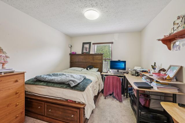 6841 Riverside Glen Court, Dublin, OH 43017