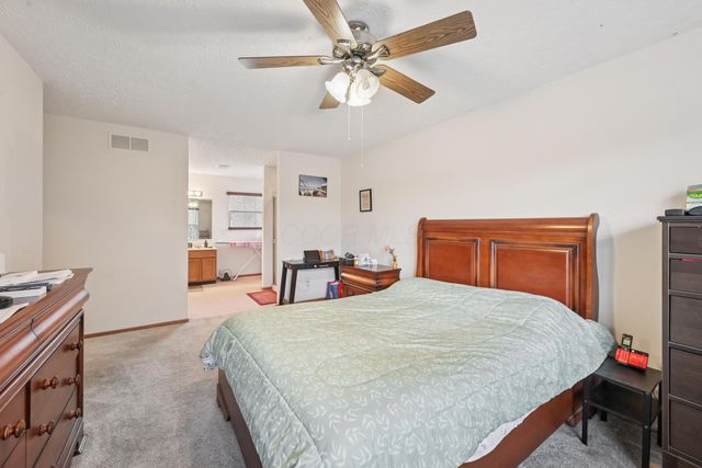 6841 Riverside Glen Court, Dublin, OH 43017