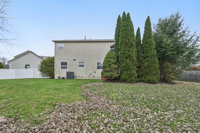 6841 Riverside Glen Court, Dublin, OH 43017