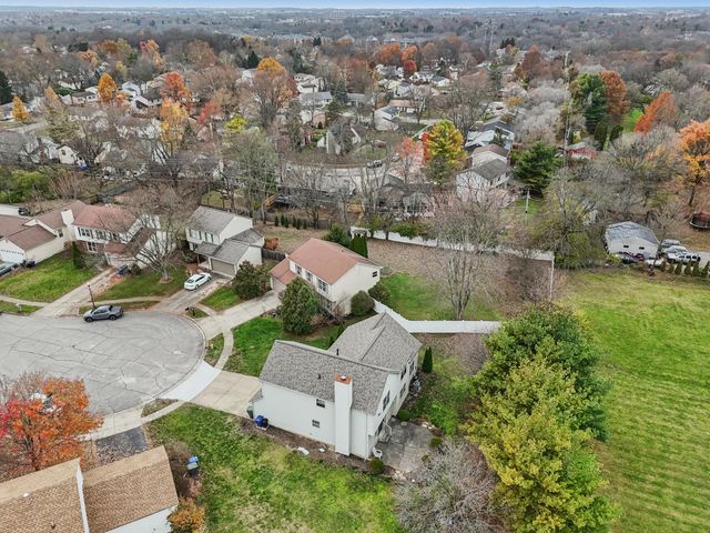 6841 Riverside Glen Court, Dublin, OH 43017