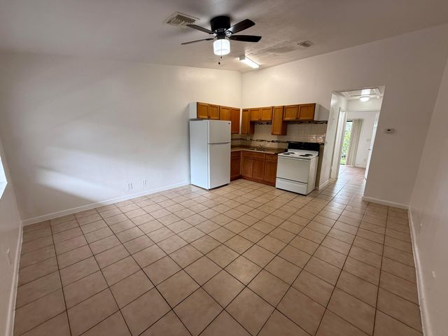 2316 MONROE Street 10, Hollywood, FL 33020