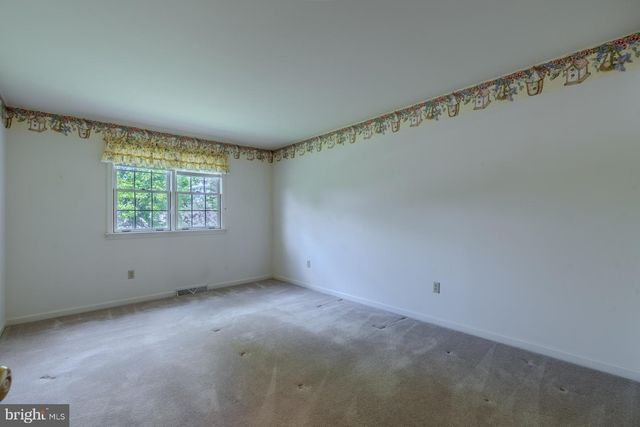 305 STONEGATE RD, York, PA 17408