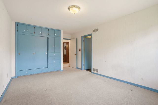 2417 S Helena Ct, Spokane, WA 99203
