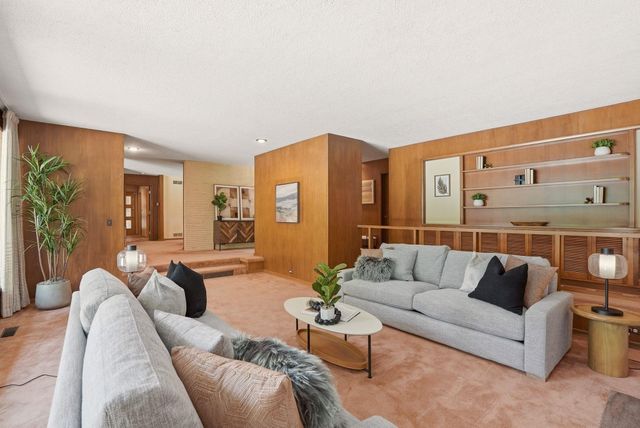 2417 S Helena Ct, Spokane, WA 99203