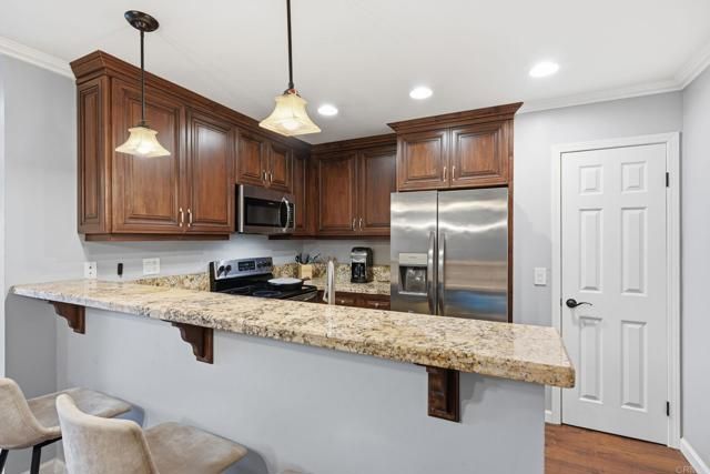 7702 Caminito Puerto 204, Carlsbad, CA 92009