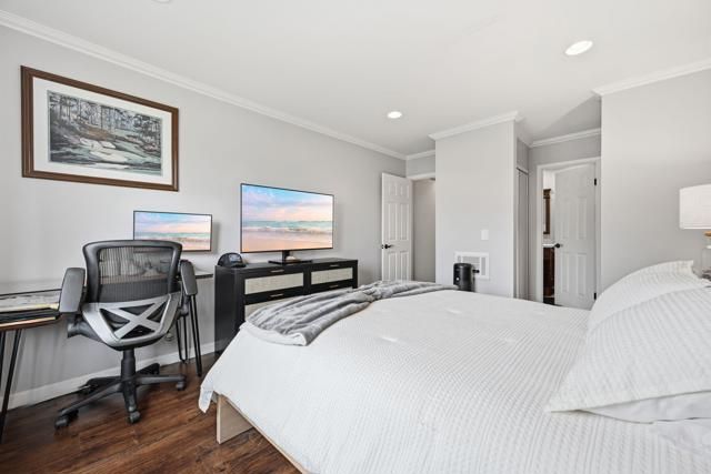 7702 Caminito Puerto 204, Carlsbad, CA 92009