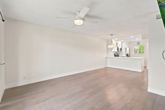 7209 Golf Colony Court, Greenacres, FL 33467