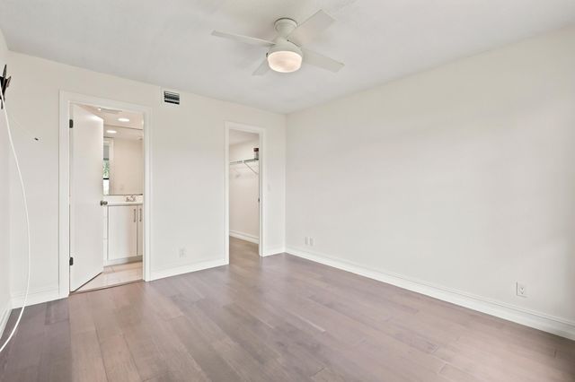 7209 Golf Colony Court, Greenacres, FL 33467