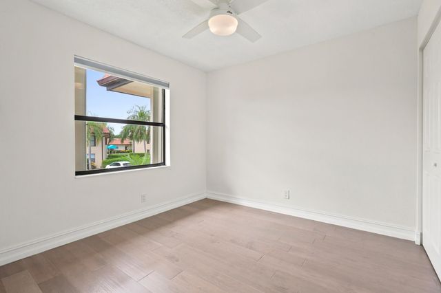 7209 Golf Colony Court, Greenacres, FL 33467