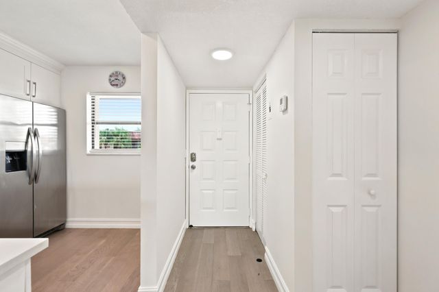 7209 Golf Colony Court, Greenacres, FL 33467